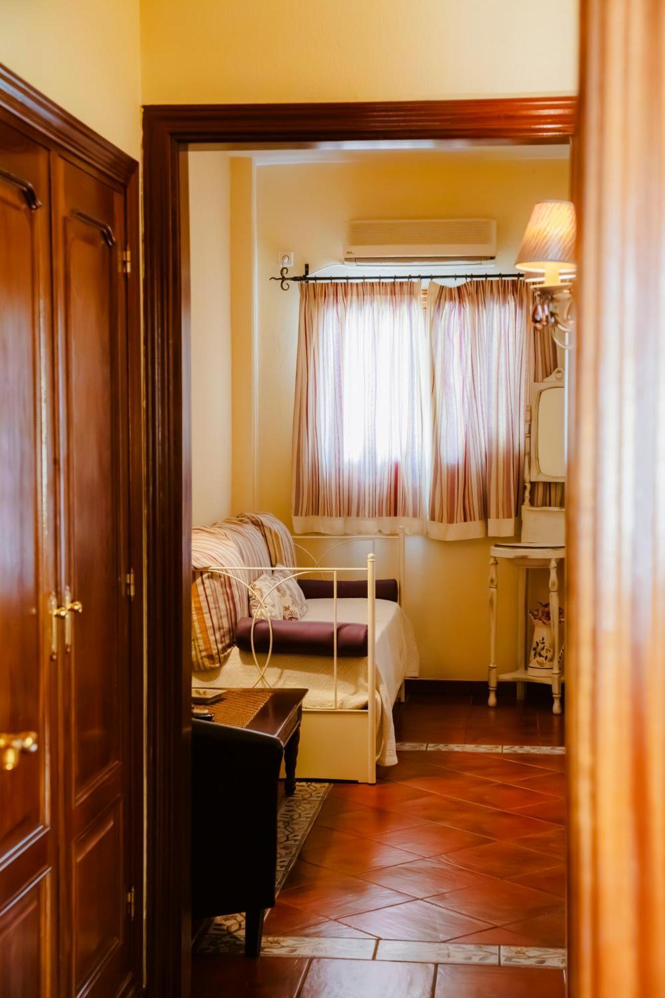 Escua Aparthotel Archidona Luaran gambar